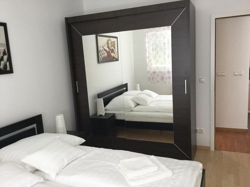 Adam'S Apartment And Free Parking 부다페스트 외부 사진